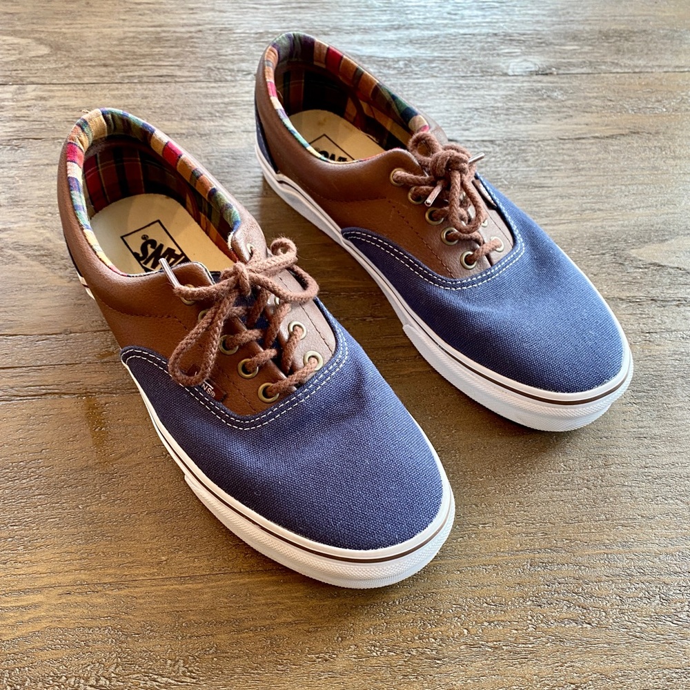 VANS men's Size 10 Blue with Brown Leather like brand new